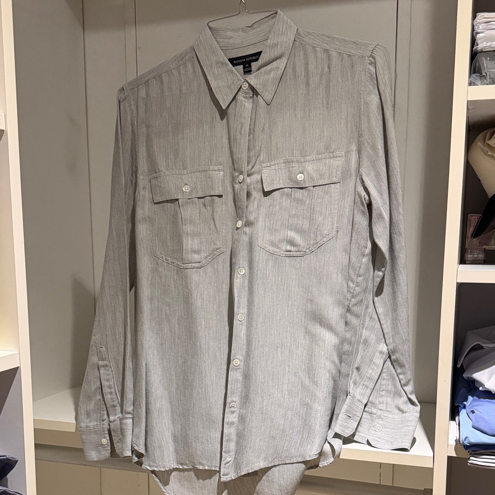 Banana Republic Gray Button Down Shirt